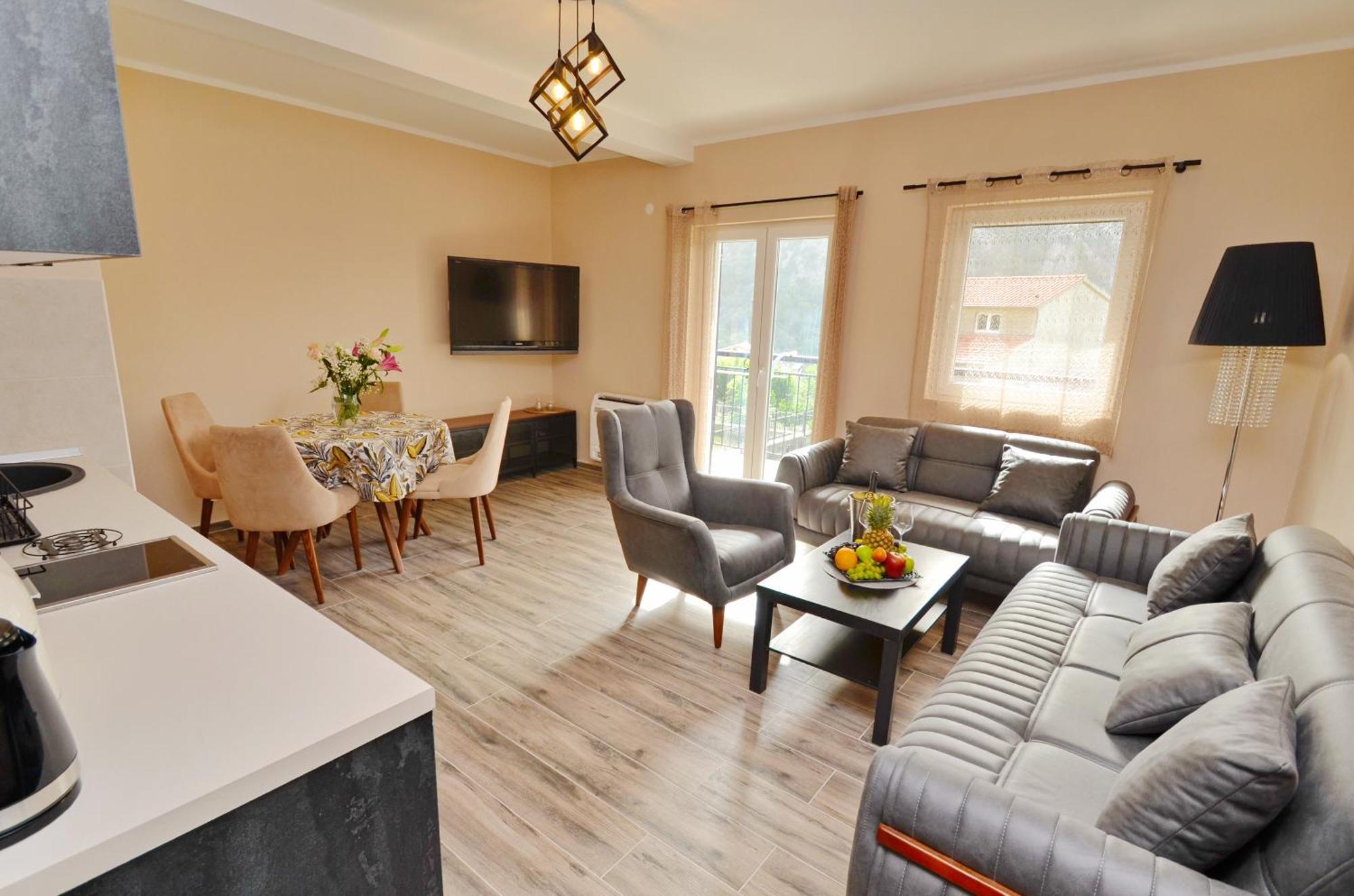 Apartments Orizzonte With Beautiful View Of The Bay Κότορ Εξωτερικό φωτογραφία