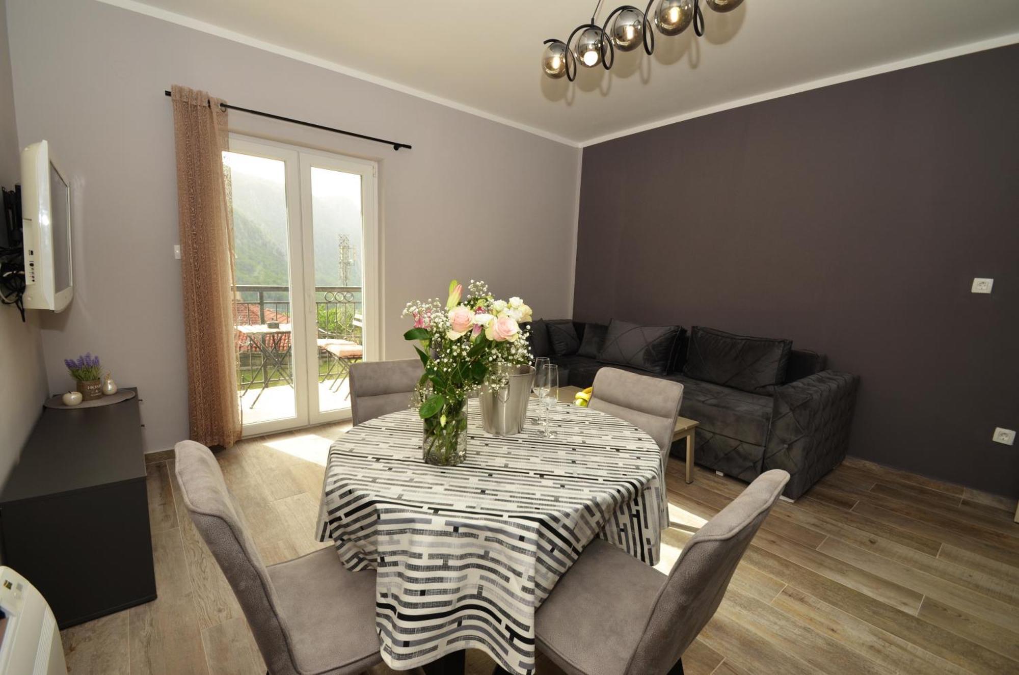 Apartments Orizzonte With Beautiful View Of The Bay Κότορ Εξωτερικό φωτογραφία