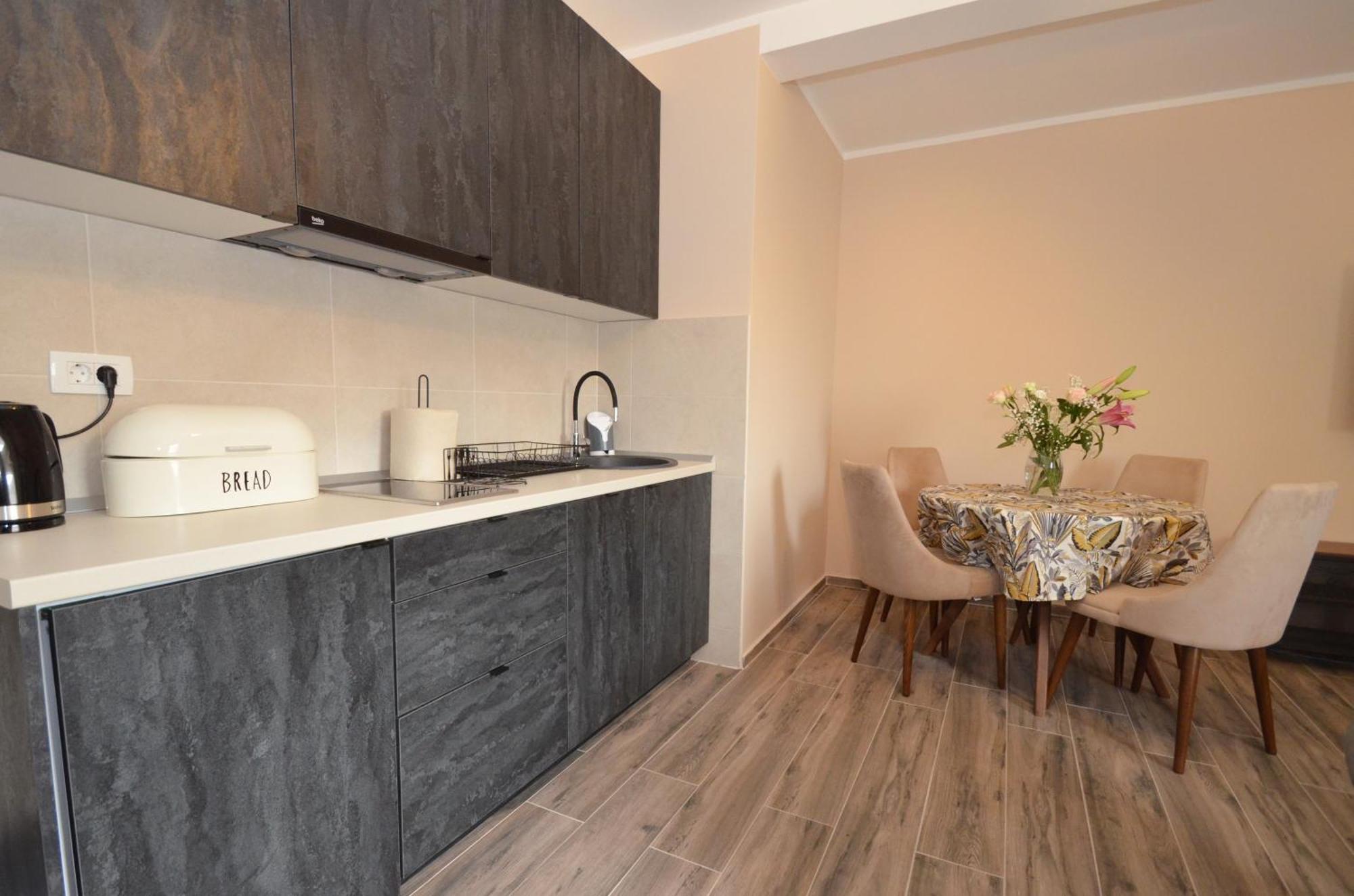 Apartments Orizzonte With Beautiful View Of The Bay Κότορ Εξωτερικό φωτογραφία